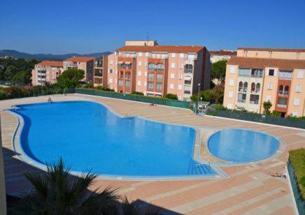 Appartement Frejus Avec Jardin, Piscine, Plage, Tennis Ngoại thất bức ảnh